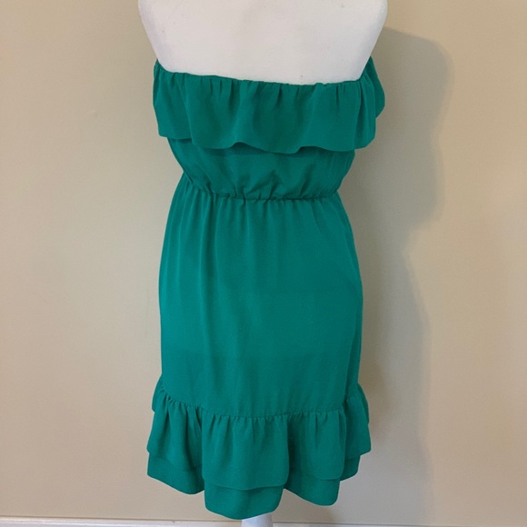 {Arden B} Strapless Ruffle Dress - Picture 2 of 4